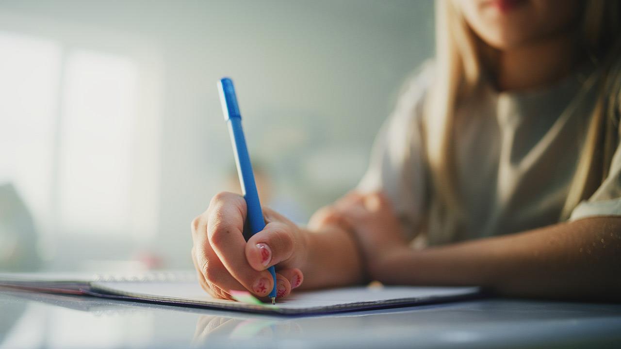 ΔΕΠΥ ή απλώς δυσκολεύεται να προσαρμοστεί ξανά στη σχολική ρουτίνα;