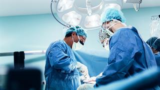 Επιτυχής διπλή χειρουργική επέμβαση στο Metropolitan General