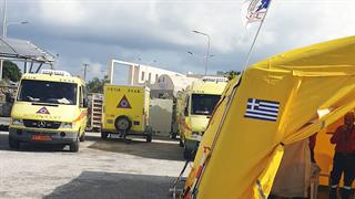 Σε συναγερμό, με ελλείψεις το νοσοκομείο Σαντορίνης - Στήνει σκηνές το ΕΚΑΒ