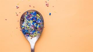 Μικροπλαστικά: Μπορούμε να αποτοξινωθούμε από αυτά;