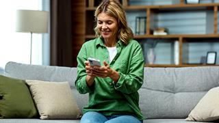 Μπορεί να είναι αποτελεσματική η ψυχοθεραπεία μέσω γραπτών μηνυμάτων;