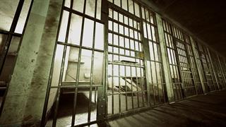 Ευρώπη: Περιορισμένη πρόσβαση σε υγειονομικές υπηρεσίες στις φυλακές