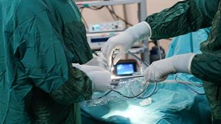 Προληπτική αμφοτερόπλευρη σαλπιγγεκτομή για μείωση της επίπτωσης καρκίνου των ωοθηκών