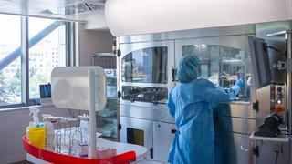 Συστήματα αυτοματοποιημένης προετοιμασίας χημειοθεραπείας σε δύο νοσοκομεία