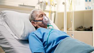 Σοβαρή νόσηση από COVID ή γρίπη συνδέεται με μελλοντικό κίνδυνο καρκίνου στον πνεύμονα