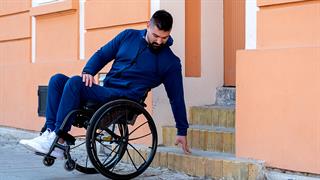 Κίνα: Εγκρίθηκε διεπαφή εγκεφάλου - υπολογιστή που βοηθά παραπληγικούς να πιάνουν αντικείμενα