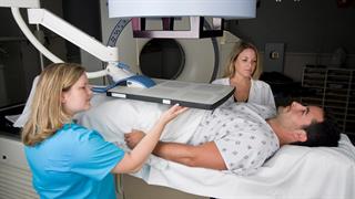 Νέα δεδομένα αλλάζουν τον σχεδιασμό θεραπείας στον καρκίνο του προστάτη