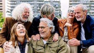 Πόσοι Έλληνες άνω των 65 ετών δηλώνουν υγιείς - Τι δείχνει η σύγκριση με τους άλλους Ευρωπαίους [πίνακας]