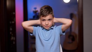 Ο θόρυβος εξελίσσεται σε σοβαρό κίνδυνο για την υγεία των παιδιών