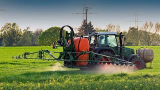 Η Bayer ξεπερνά κρίσιμο εμπόδιο στον δικαστικό αγώνα για τη γλυφοσάτη - Άνοδος της μετοχής