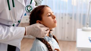 Απαραίτητος για τους μαθητές ο προληπτικός ΩΡΛ έλεγχος πριν από το πρώτο σχολικό κουδούνι