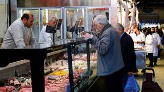 Περισσότερα ελληνικά νοικοκυριά δηλώνουν ανεπάρκεια τροφής - Σύγκριση με την Ευρώπη [πίνακες]